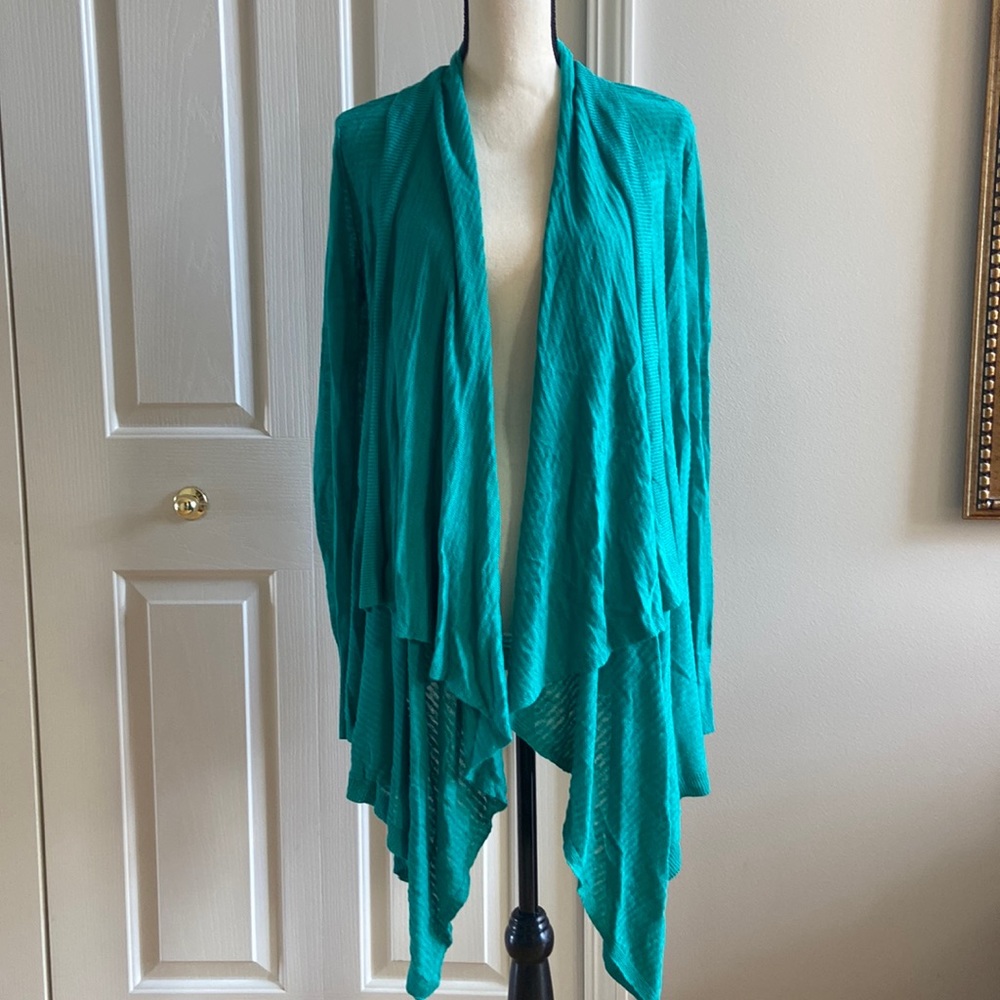 ANN TAYLOR Waterfall Cardigan
